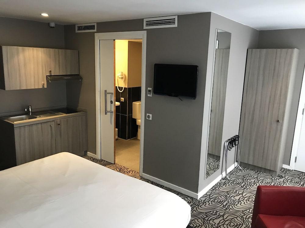Best Western Paris Porte De Versailles Иси-ле-Мулино Екстериор снимка